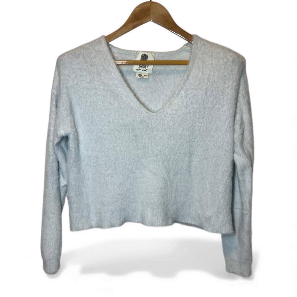 Anthropologie Lili's Closet Nylon Soft Cozy Cropped‎ Long Sleeve V Neck Sweater